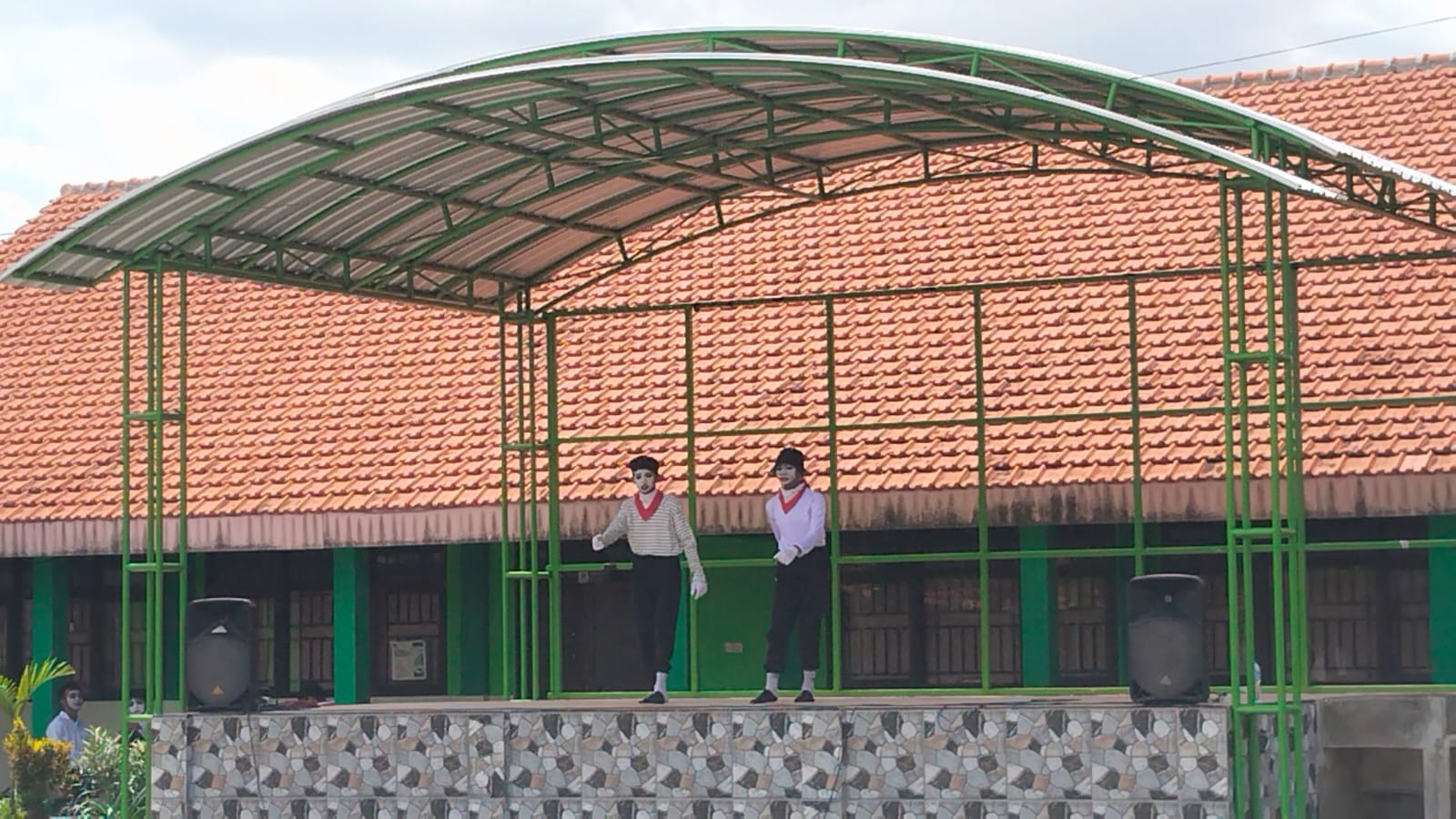 “Class Meeting SMPN 2 Kabuh 2025/2026: Ajang Kreativitas dan Pencarian Bakat Siswa”